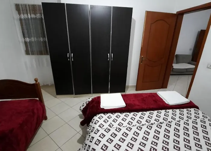 Bledi\'S Cozy Apartment 2 In New Blvd